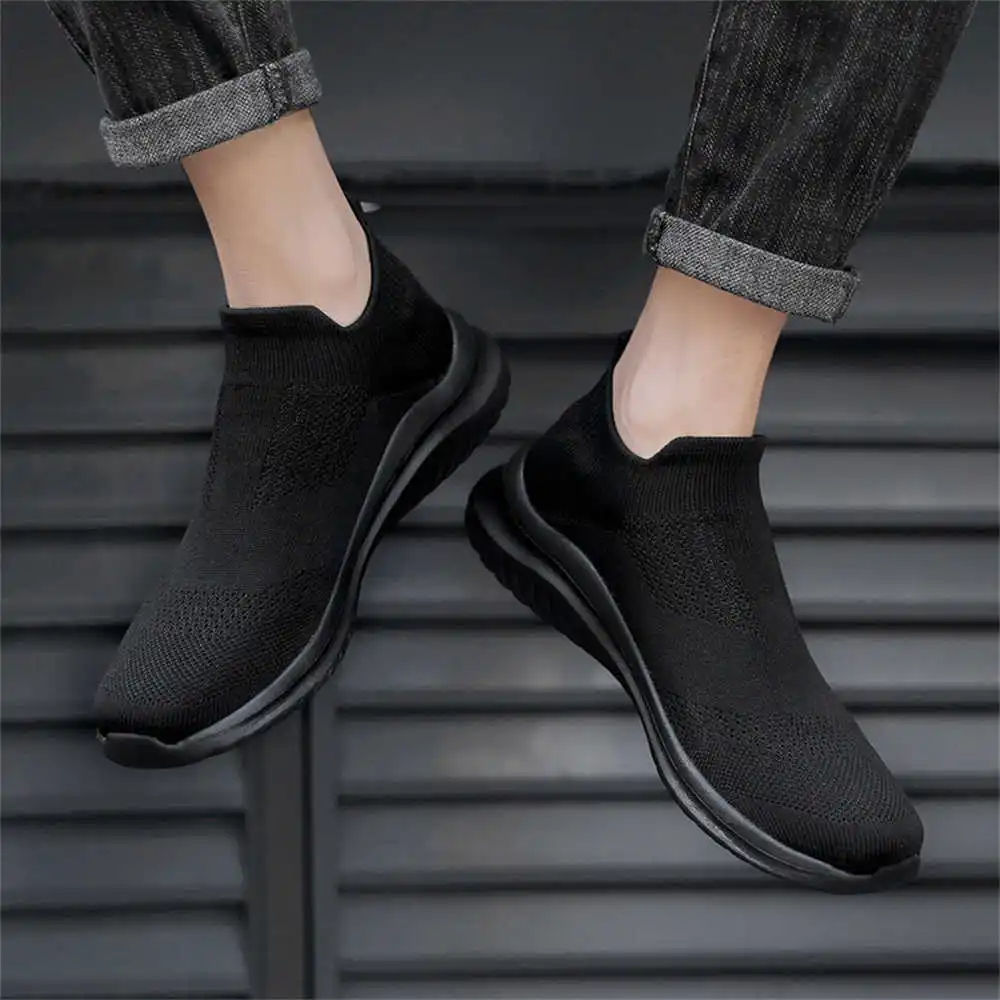 Best Streetwear Brand Uk - Sepatu olahraga pria, krem lembut baru