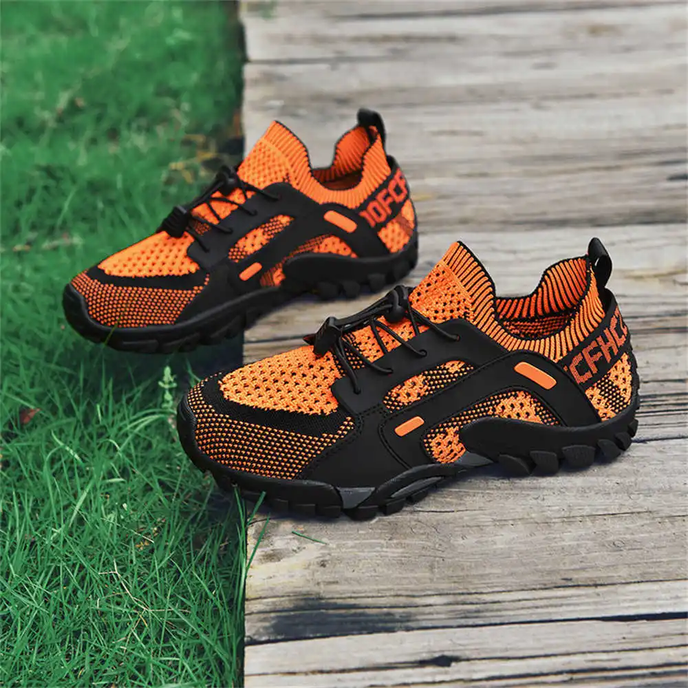 Quality Streetwear Brand - Sepatu olahraga pria, ukuran 43 ukuran