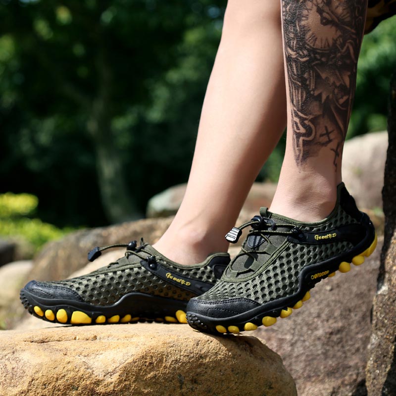 Trekking Gunung Sepatu Olahrag - Streetwear Brand With White Flowers ulasan dan harga