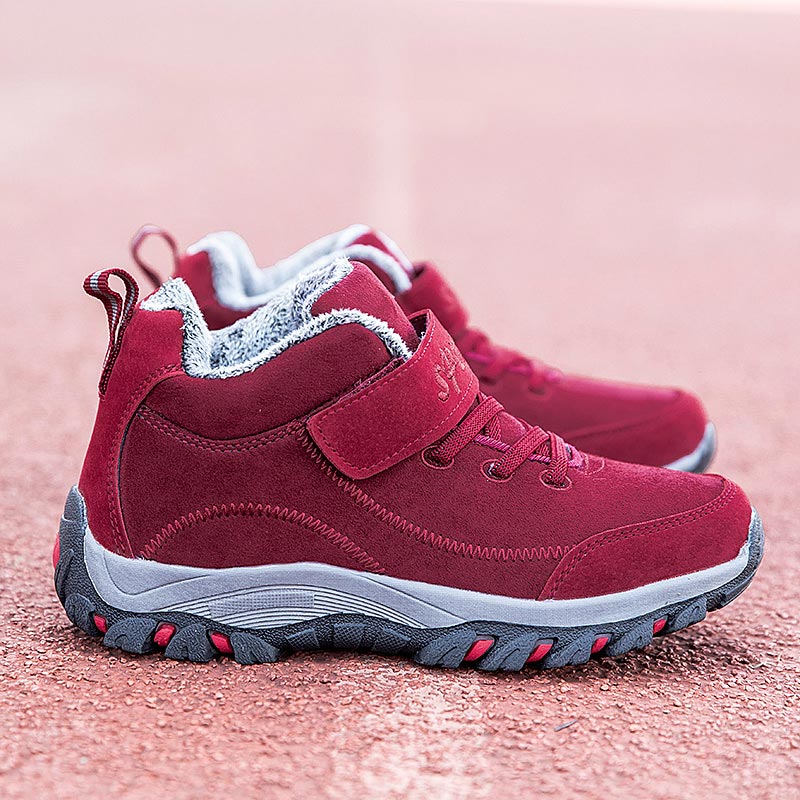 short winter sports shoes for  - Streetwear Brand With White Flowers ulasan dan harga